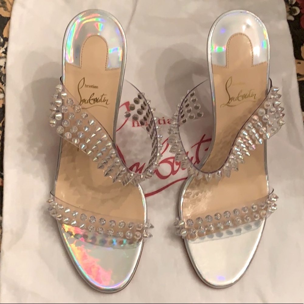 Christian Louboutin “spikes only” 39